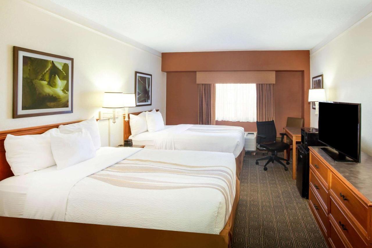La Quinta Inn By Wyndham Austin Capitol / Downtown מראה חיצוני תמונה