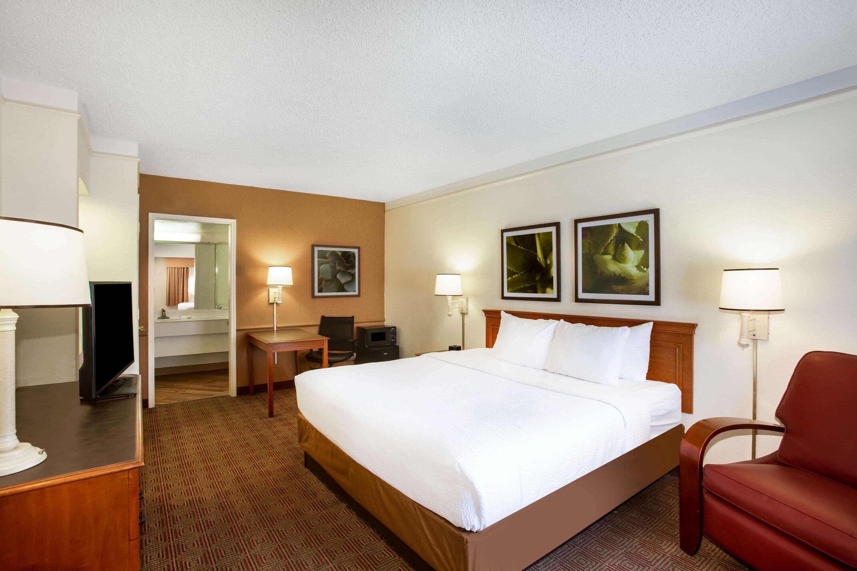 La Quinta Inn By Wyndham Austin Capitol / Downtown מראה חיצוני תמונה