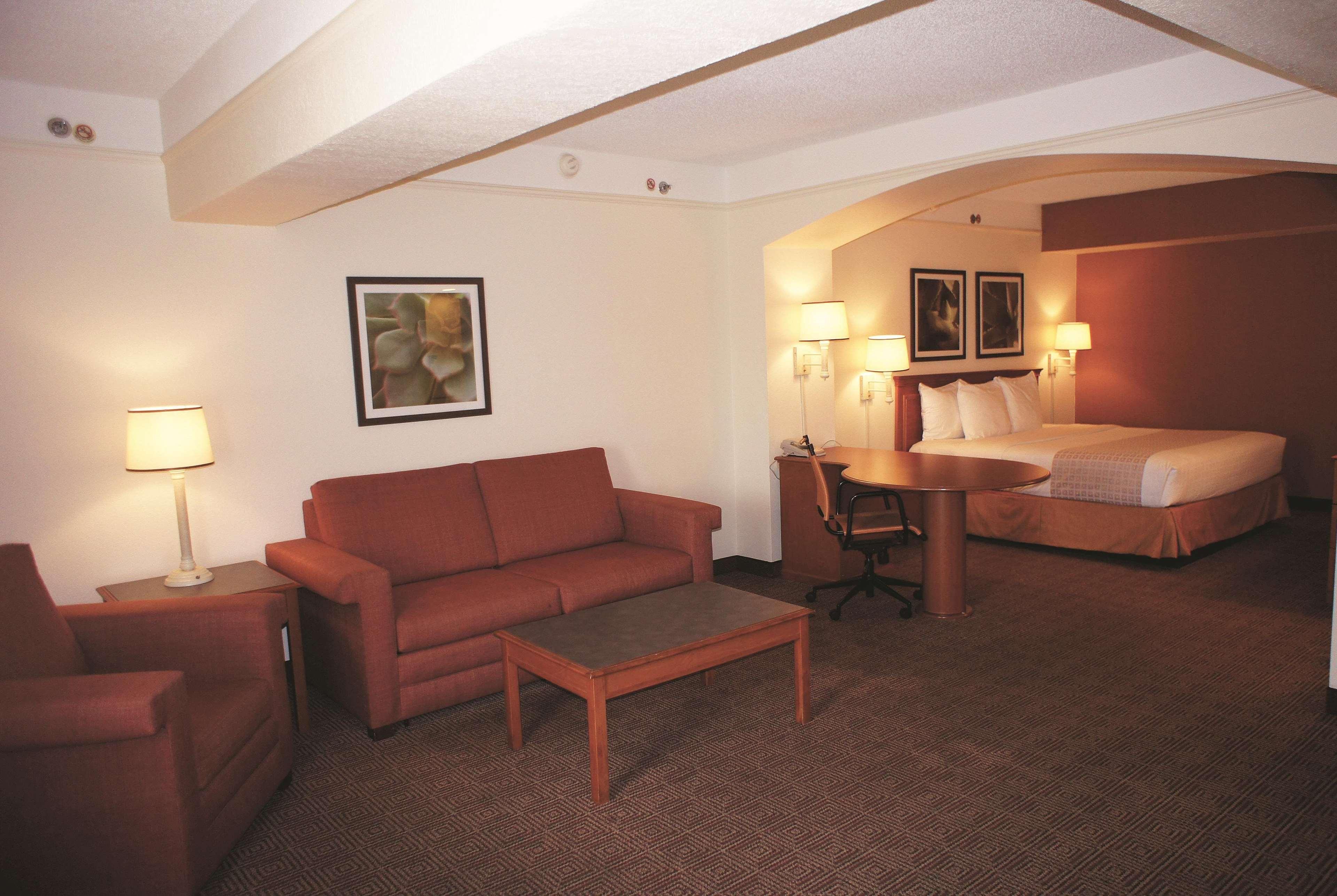 La Quinta Inn By Wyndham Austin Capitol / Downtown מראה חיצוני תמונה