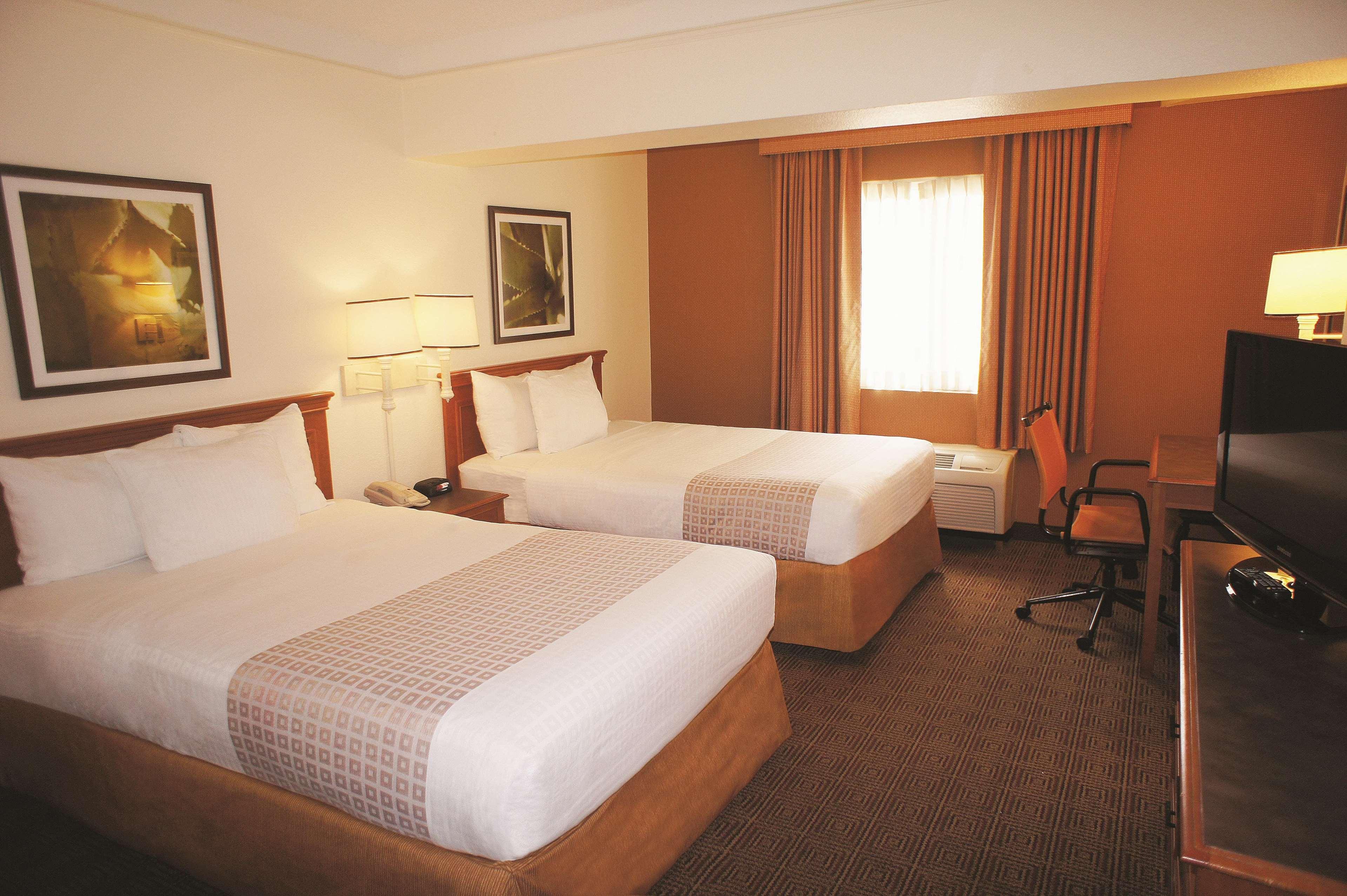 La Quinta Inn By Wyndham Austin Capitol / Downtown מראה חיצוני תמונה