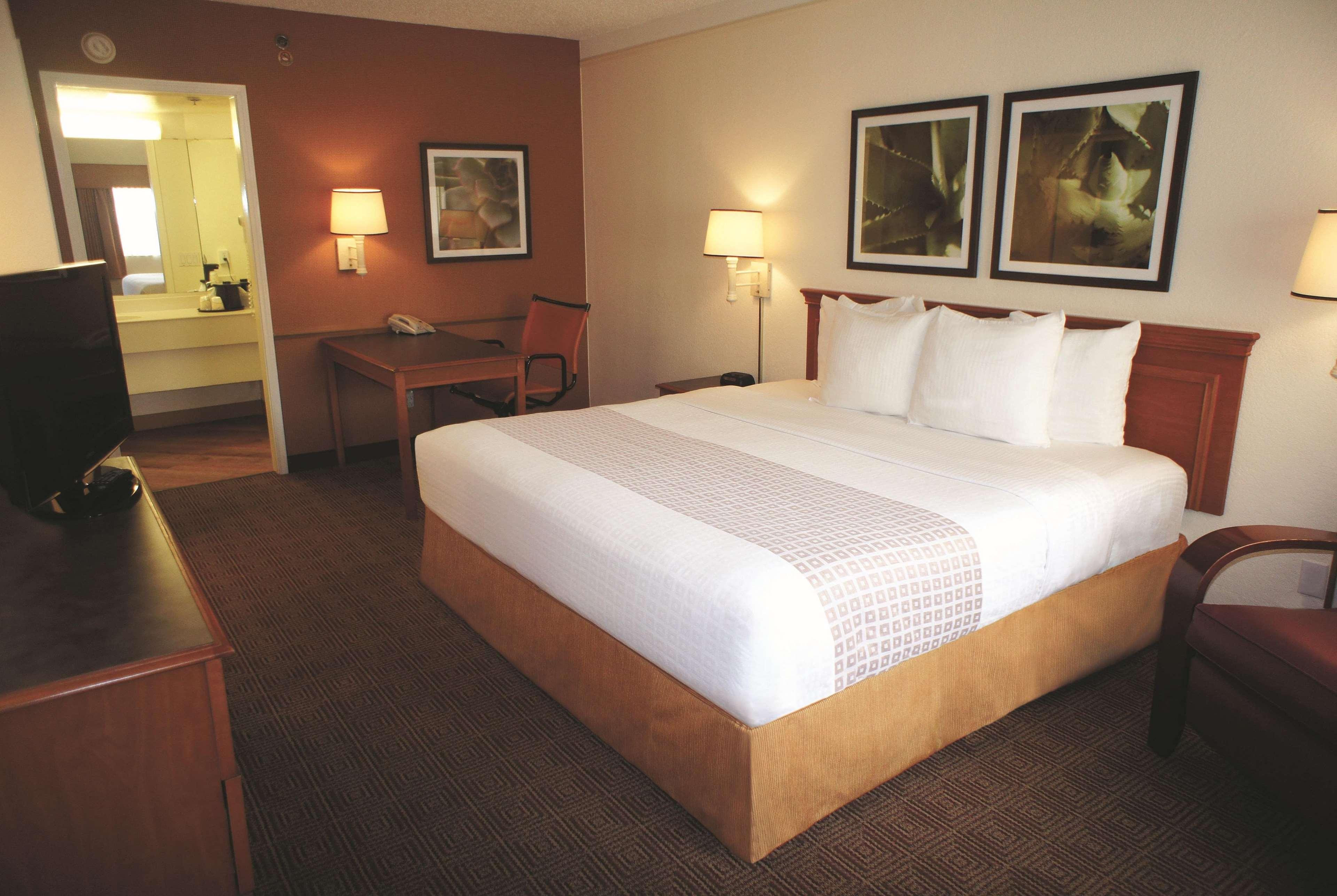 La Quinta Inn By Wyndham Austin Capitol / Downtown מראה חיצוני תמונה
