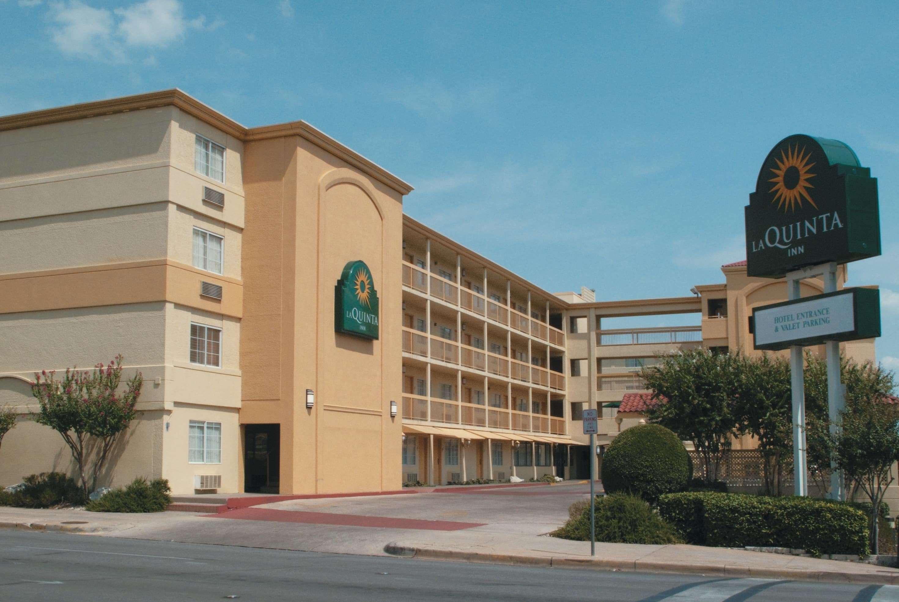 La Quinta Inn By Wyndham Austin Capitol / Downtown מראה חיצוני תמונה