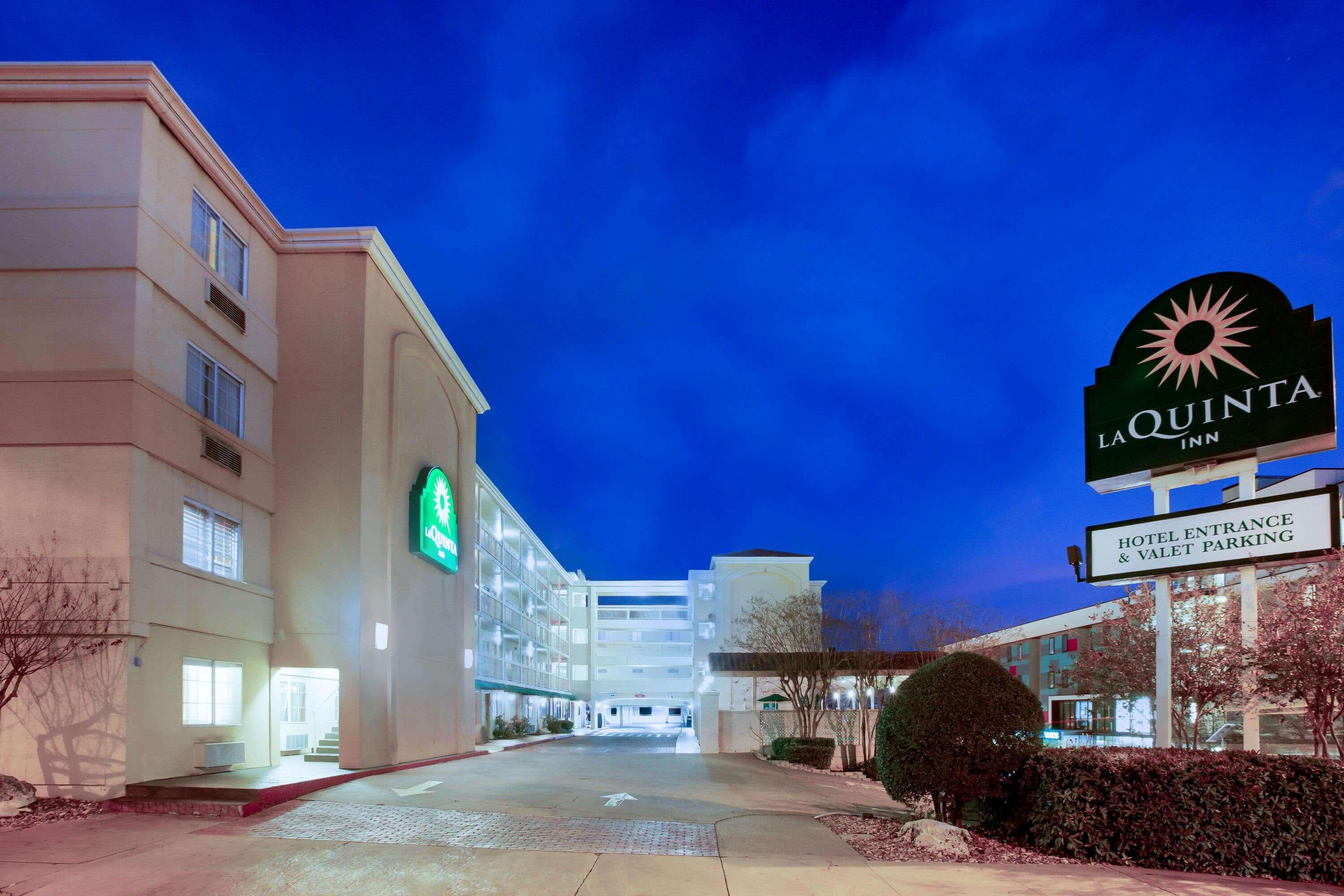 La Quinta Inn By Wyndham Austin Capitol / Downtown מראה חיצוני תמונה