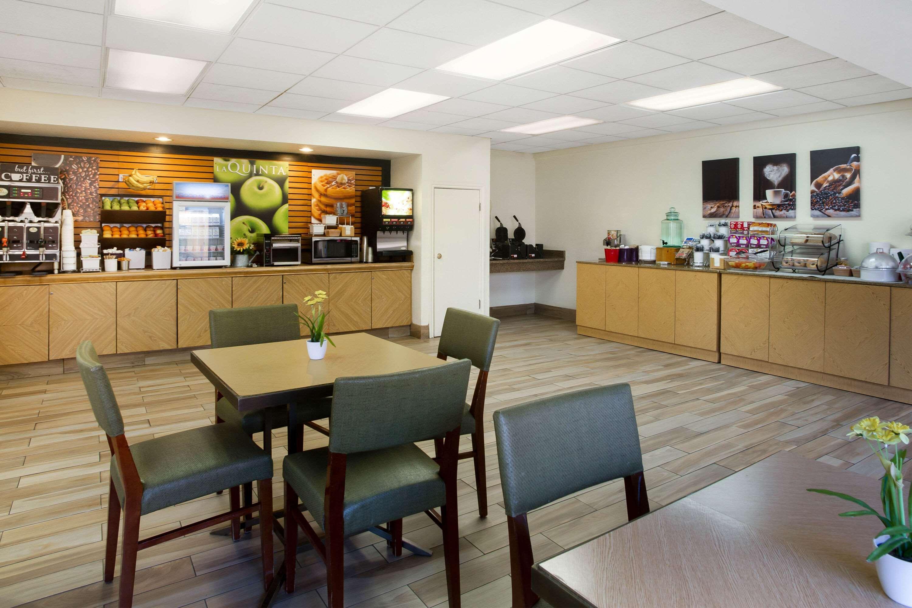 La Quinta Inn By Wyndham Austin Capitol / Downtown מראה חיצוני תמונה