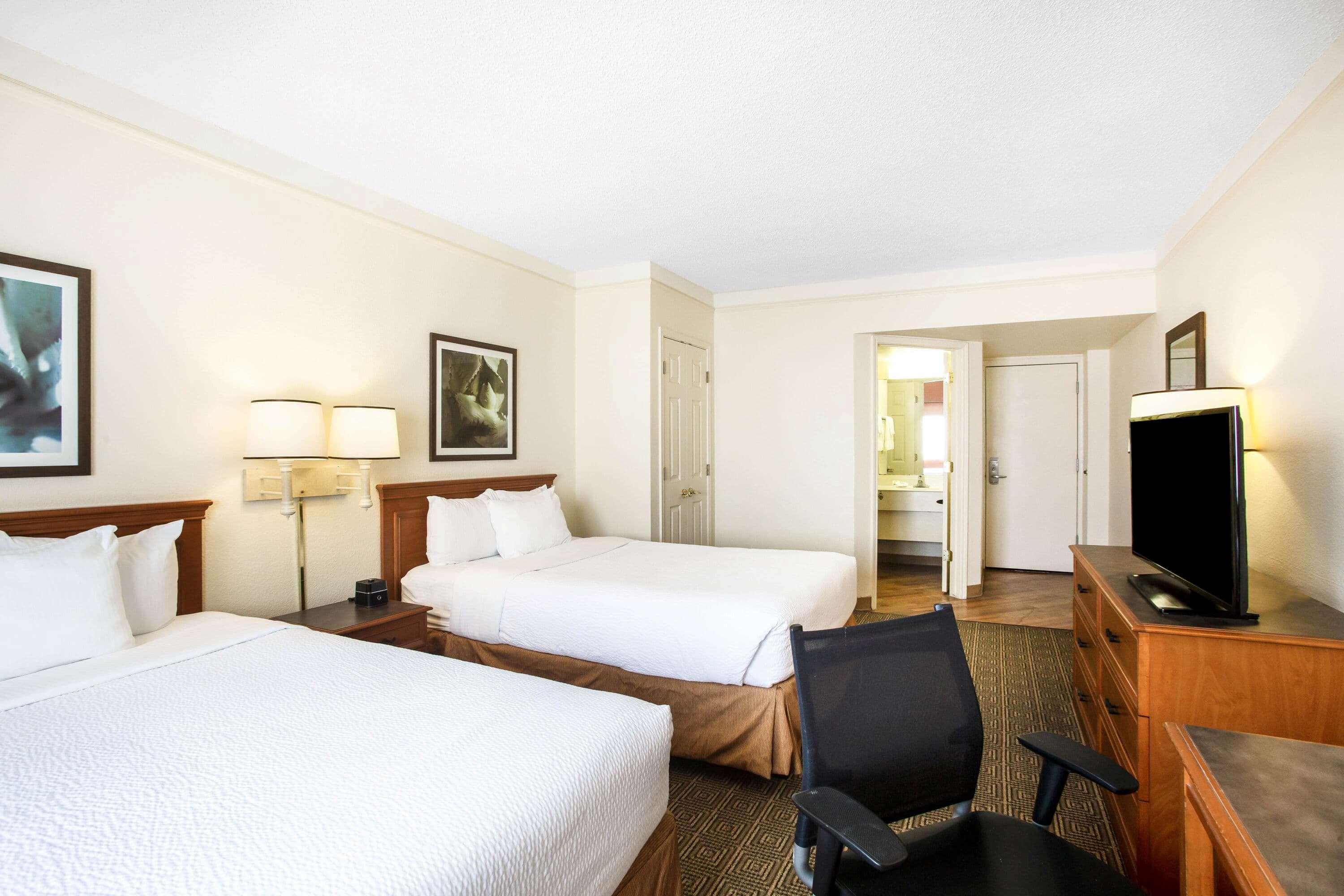 La Quinta Inn By Wyndham Austin Capitol / Downtown מראה חיצוני תמונה