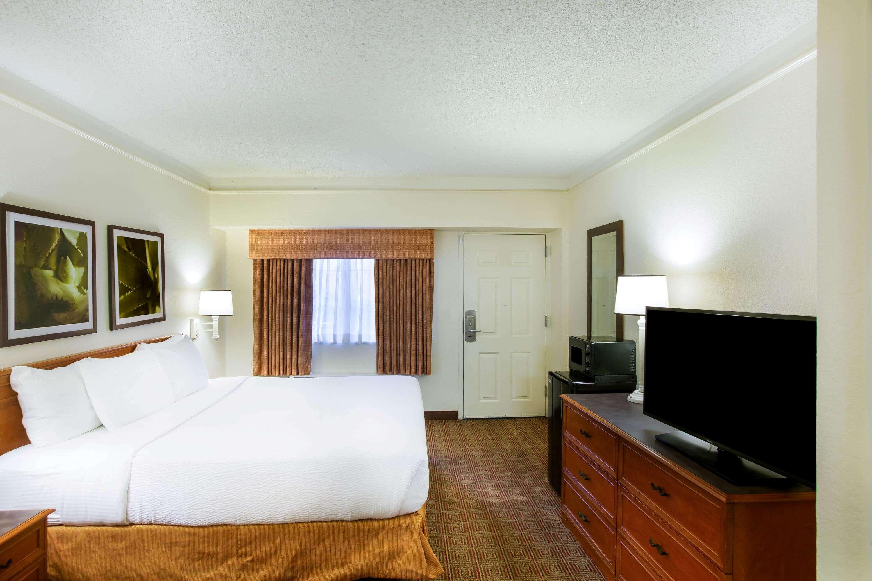 La Quinta Inn By Wyndham Austin Capitol / Downtown מראה חיצוני תמונה